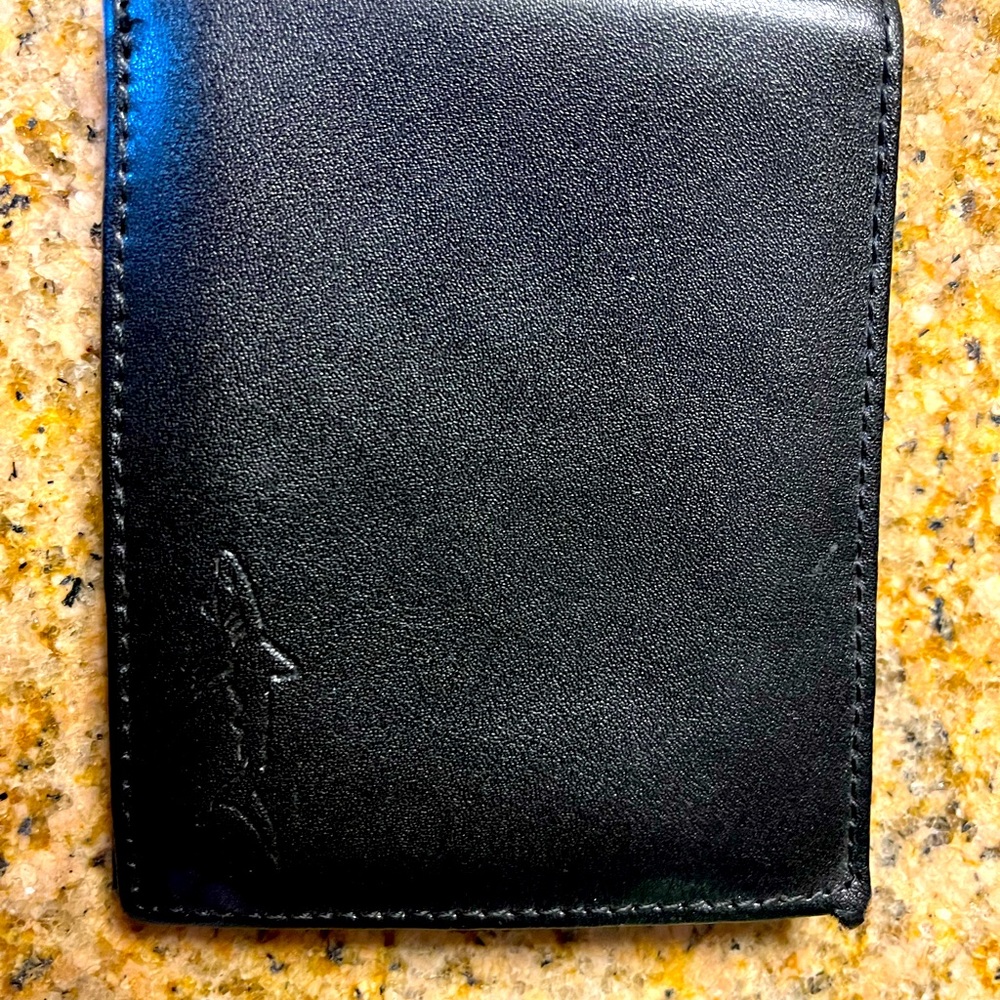 Greg Norman Genuine Leather Wallet